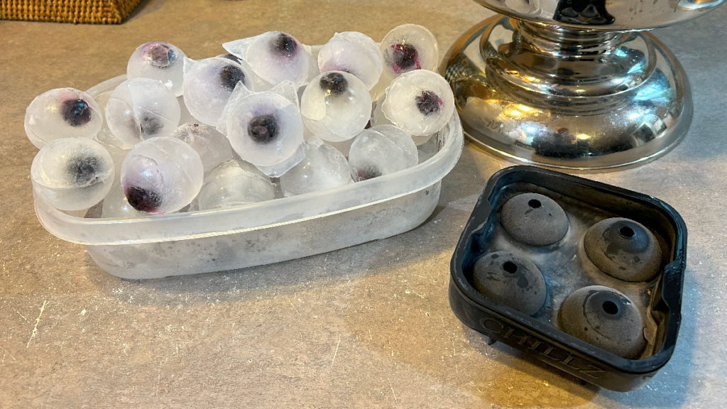 Eyelixer Fizz Eyeball Ice Cubes
